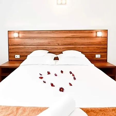 Hotel Complex Tismana 3* Constanta